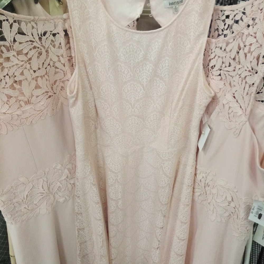 New open back lace dress